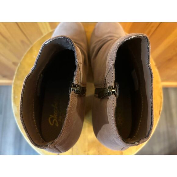 SKECHERS Taupe Mush Suede Leather Taxi Western City Ankle Boot Size 8 - Picture 5 of 12